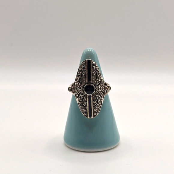 Jewelry - Vintage silver Victorian ring